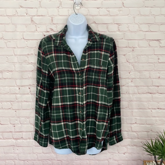 American Eagle  AHH-MAZINGLY SOFT Boyfriend fit plaid flannel SZ small Petite - Picture 1 of 6